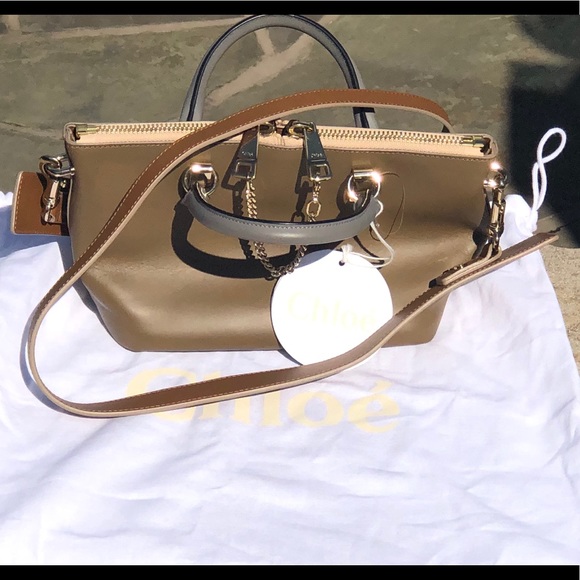 Authentic Chloe Porte Epaule Two-Tone Leather Bag - Picture 7 of 8